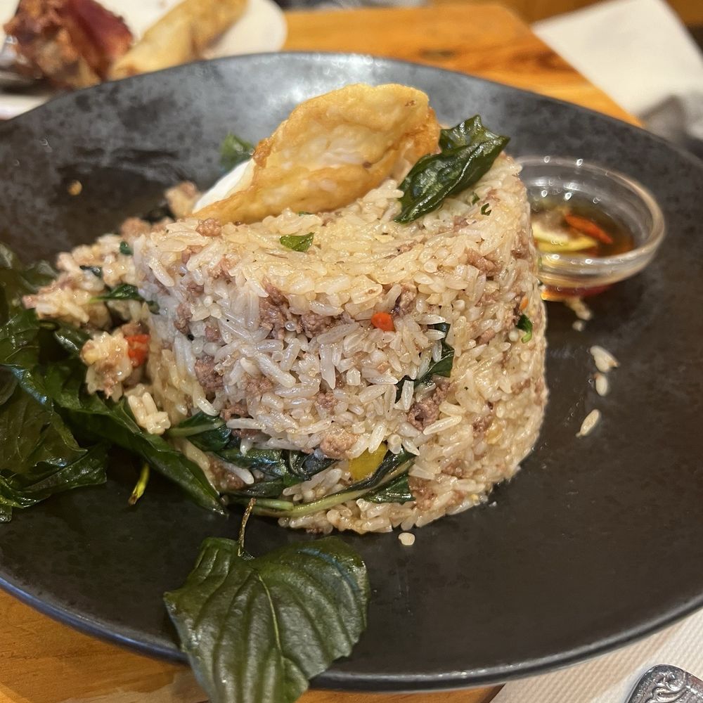 Somtum Der - Vegetarian Fried Rice - Thai Near Me - New York, New York Somtum Der - Vegetarian Fried Rice - Thai Near Me - New York, New York