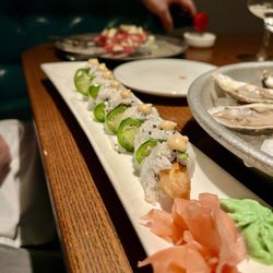 Crunchy roll (shrimp tempura)