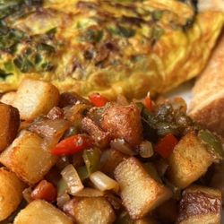 Krave Restaurant & Lounge - Veggie Omelette and House Potatoes