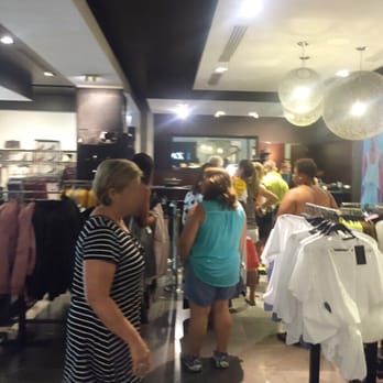 Zara - This sums up ever visit to Zara. More people in line than shopping, and only one cashier. - Men's Clothing Near Me - Chicago, Illinois Zara - This sums up ever visit to Zara. More people in line than shopping, and only one cashier. - Men's Clothing Near Me - Chicago, Illinois