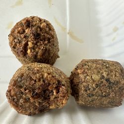 Meet the Greek - Side of falafels