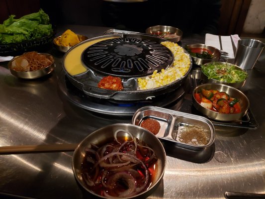 Daldongnae Korean BBQ - MTL Bishop by null