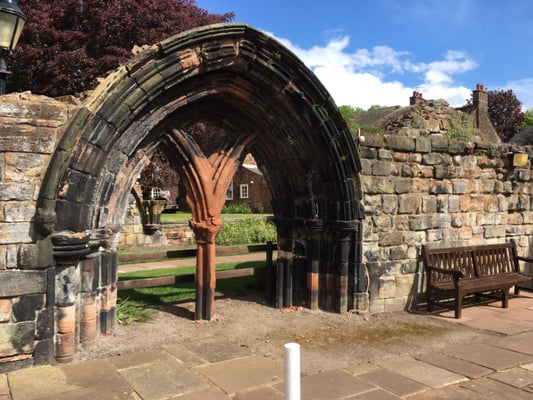 Carlisle Cathedral by null