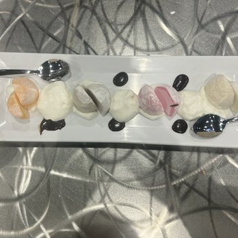Trapper’s Sushi - Mochi flight ice cream - Sushi Bars Near Me - Tacoma, Washington