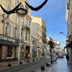 Cannes - Shopping street Rue D'Antibes