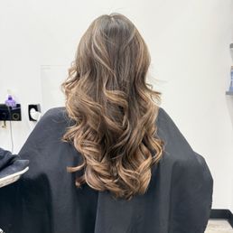 Bayalage - after in the salon. Bayalage - after in the salon.