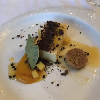 Fahrenheit Restaurant - Lemon dessert - Modern European Near Me - Dublin 3, D