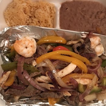 Mara's Grill - Combo fajitas! Amazing!!! - Mexican Near Me - Milwaukee, Wisconsin Mara's Grill - Combo fajitas! Amazing!!! - Mexican Near Me - Milwaukee, Wisconsin