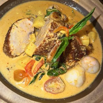 Siam Thai - Duck curry - Thai Near Me - Staten Island, New York
