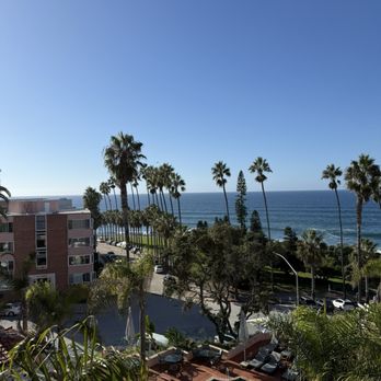 Mediterranean Room - patio and pool views - Mediterranean Near Me - San Diego, California Mediterranean Room - patio and pool views - Mediterranean Near Me - San Diego, California