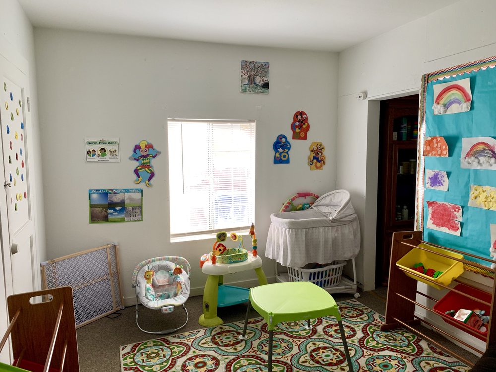 Little Tree Childcare - childcare center in Parlier, CA