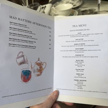 Mad Hatters Afternoon Tea - Recommend the "Alice" tea - Coffee & Tea Near Me - London, XGL Mad Hatters Afternoon Tea - Recommend the "Alice" tea - Coffee & Tea Near Me - London, XGL