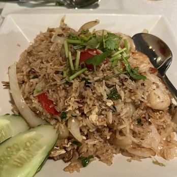 Maile's Thai Bistro - Pad Thai Rice Noodles - Thai Near Me - Honolulu, Hawaii