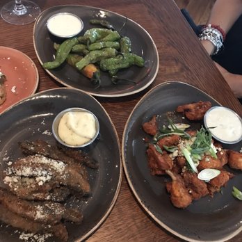 Winberie's Restaurant & Bar - American Near Me - Summit, New Jersey