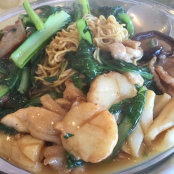 Moon Garden Restaurant - Seafood noodles. - Seafood Near Me - Honolulu, Hawaii