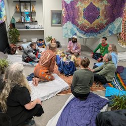 Vital Reset - A group session in the communal space