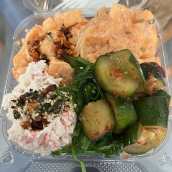 Poke Fix Hawaii - 2 scoops (spicy garlic shrimp and spicy salmon) with crab salad, seaweed, and cucumber kimchi sides - Sushi Bars Near Me - Honolulu, Hawaii
