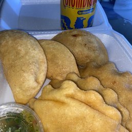 Empanadas De Pollo