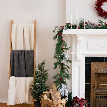 Studio 17 - Studio 17 Calgary Christmas Setup - Session Photography Near Me Studio 17 - Studio 17 Calgary Christmas Setup - Session Photography Near Me