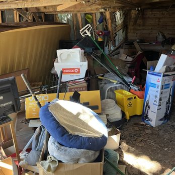 Handymen Junk Removal - Shed Clear Out in Houston, Texas. - Junk Removal & Hauling Near Me Handymen Junk Removal - Shed Clear Out in Houston, Texas. - Junk Removal & Hauling Near Me