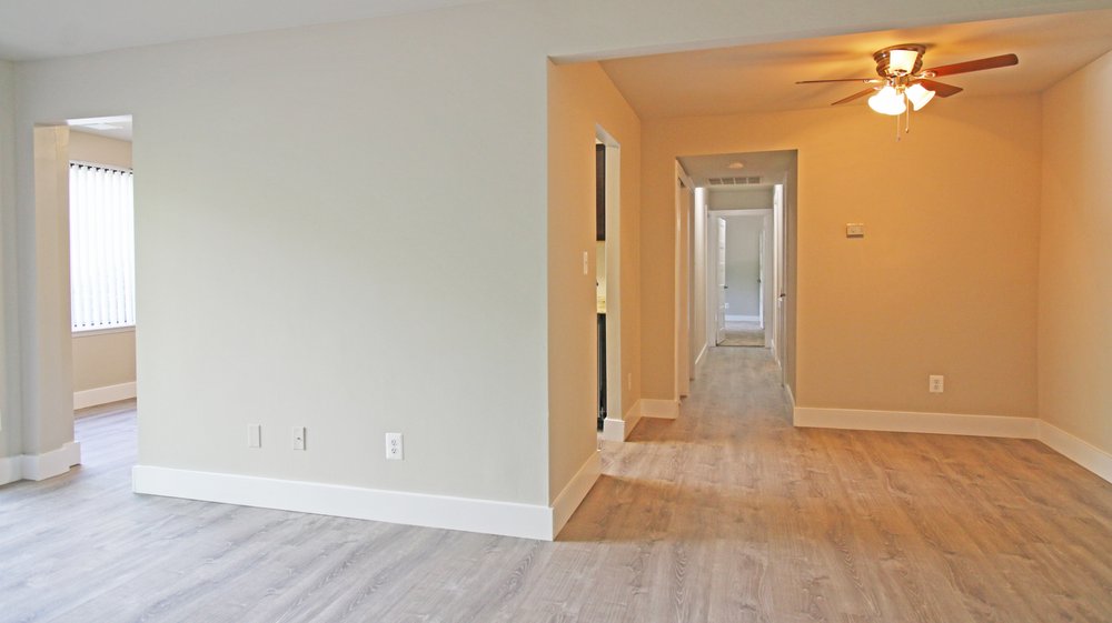 WOODVALE APARTMENTS Updated September 2024 20 Photos 13831 Castle Blvd, Silver Spring