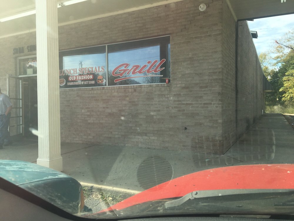 MASSEY HILL GRILL Updated September 2024 1070 Southern Ave