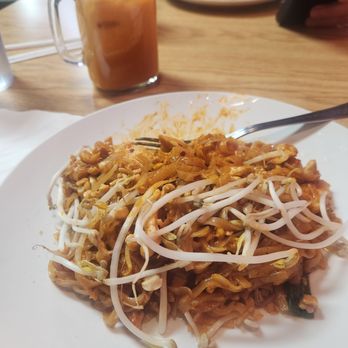 Let’s Eat Thai - Chicken pad thai  and thai ice tea - Thai Near Me - Albuquerque, New Mexico