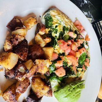 Café Locale - Breakfast & Brunch Near Me - Attleboro, Massachusetts