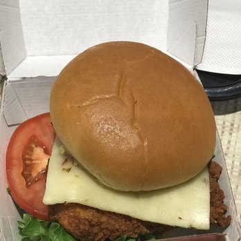 Chick-fil-A - Spicy deluxe chicken sandwich - Chicken Shop Near Me - Kirkland, Washington