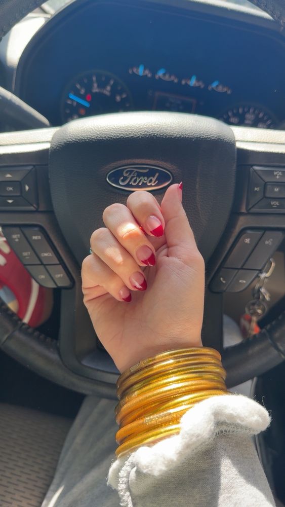 Kathy's Nails & Tanning Logo