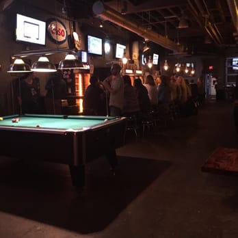 Garage Passyunk - Bar scene - Beer Bar Near Me - Philadelphia, Pennsylvania Garage Passyunk - Bar scene - Beer Bar Near Me - Philadelphia, Pennsylvania