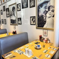 Michael's Cafe