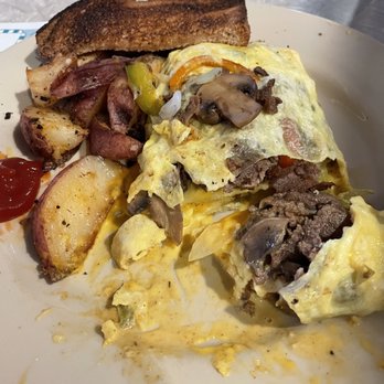Tilt'n Diner - Philly cheese steak omelette - Diners Near Me - Tilton, New Hampshire