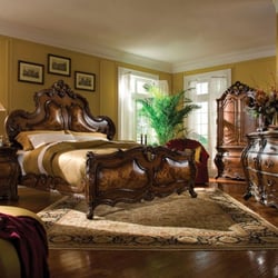 Los Angeles Furniture - Aico Platine de Royale Bedroom Set - Los Angeles Furniture Online