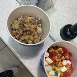 Koala Berry - Caters to taste as more chocolaty peanut butter like in the left and fruity sugary on right!