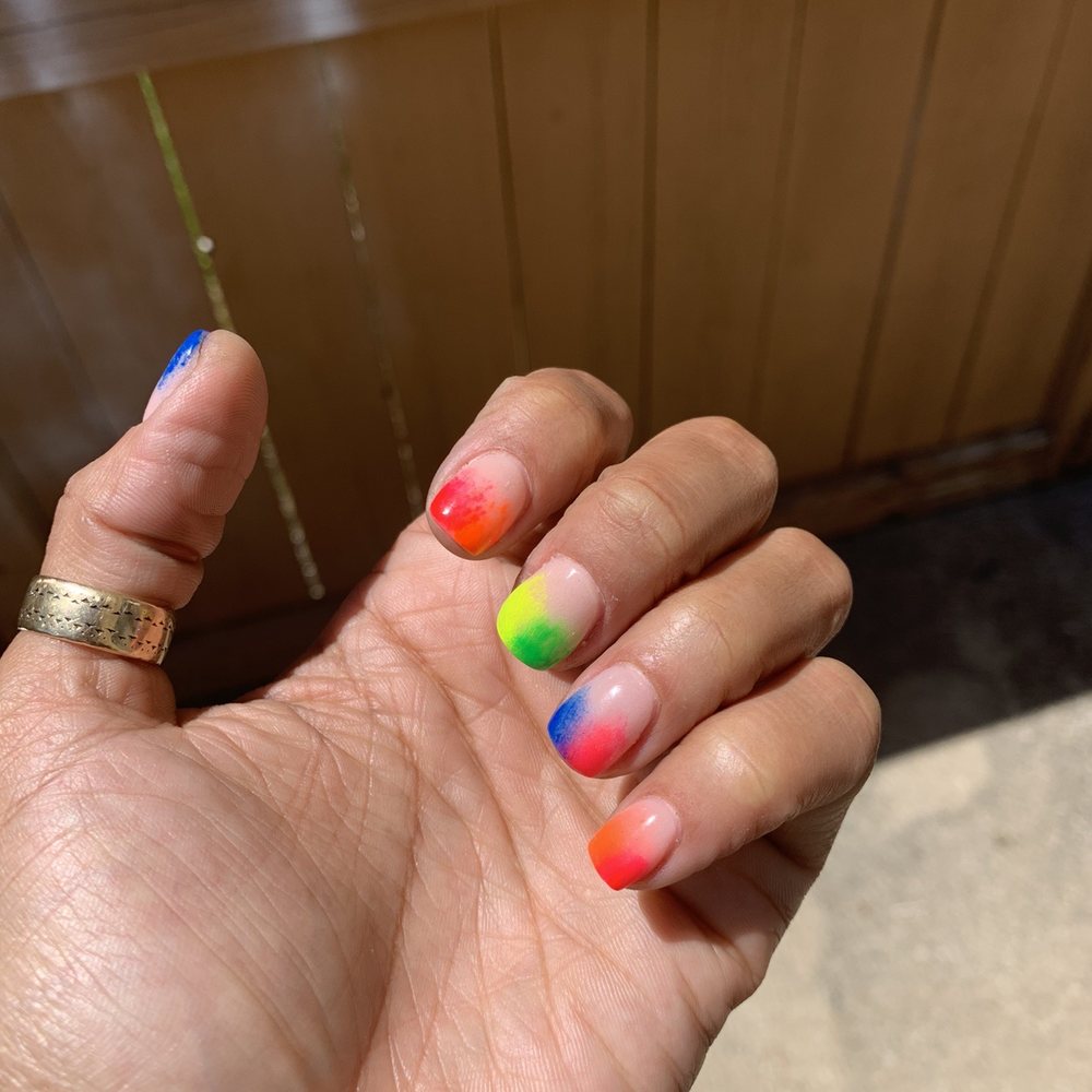 Nancy's Nails - Ombré dip - Nail Technicians Near Me - Columbus, Ohio