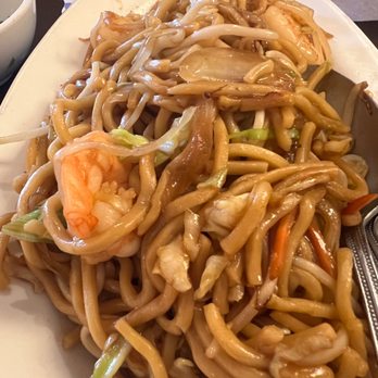 Szechwan Chinese Restaurant - Delicious chow main I will share more photos later. - Chinese Near Me - Orinda, California Szechwan Chinese Restaurant - Delicious chow main I will share more photos later. - Chinese Near Me - Orinda, California
