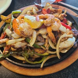 Nachos and Beer - Supreme fajitas