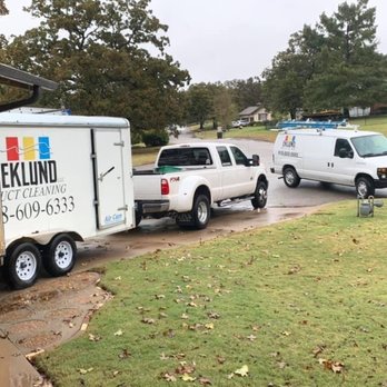 Eklund Duct Cleaning - The crews out working in the rain - Air Duct Cleaning Near Me Eklund Duct Cleaning - The crews out working in the rain - Air Duct Cleaning Near Me