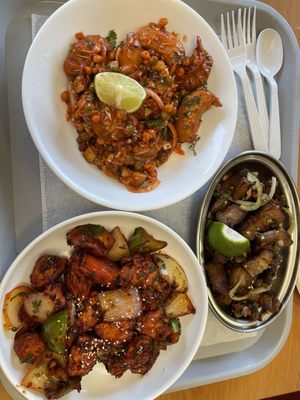 Mom's MoMo and Deli by null