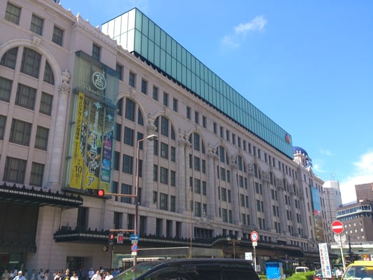 Osaka Takashimaya by null