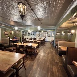 Dixie Kitchen and Bait Shop - Dixie Kitchen. Southern/ New Orleans Style Restaurant.  Creole/Cajun Food and Bar. 17940 Torrence Ave, Lansing, IL 60438 .Cool!