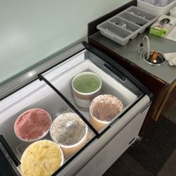 China King Super Buffet - Ice cream options including cookies and cream!