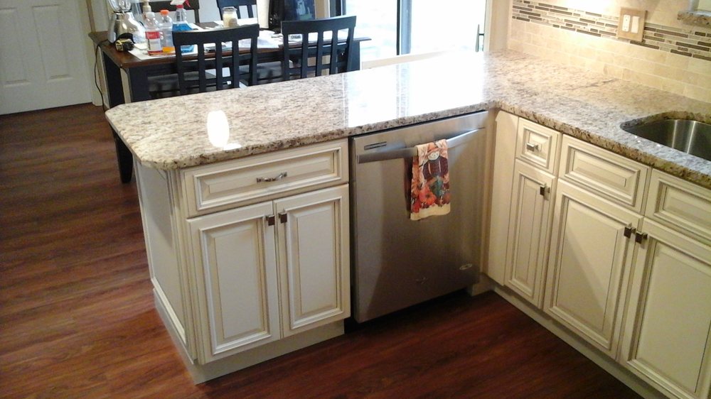 Slide of Kabinet King