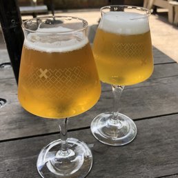 wo glasses of beer wo glasses of beer