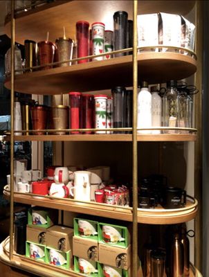 Starbucks - Milano Garibaldi by null