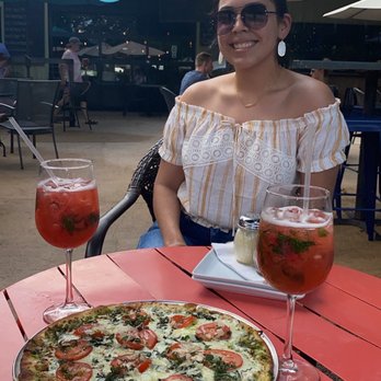 Down the Street - Pizza margarita and strawberry mint drinks - Sports Bars Near Me - Houston, Texas Down the Street - Pizza margarita and strawberry mint drinks - Sports Bars Near Me - Houston, Texas