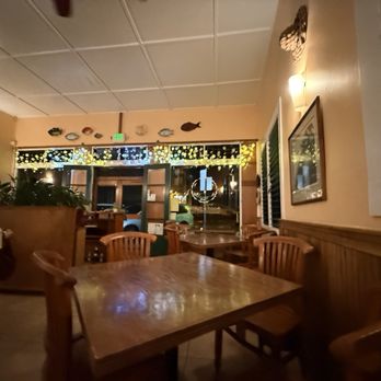 Moon & Turtle - Restaurant - Seafood Near Me - Hilo, Hawaii