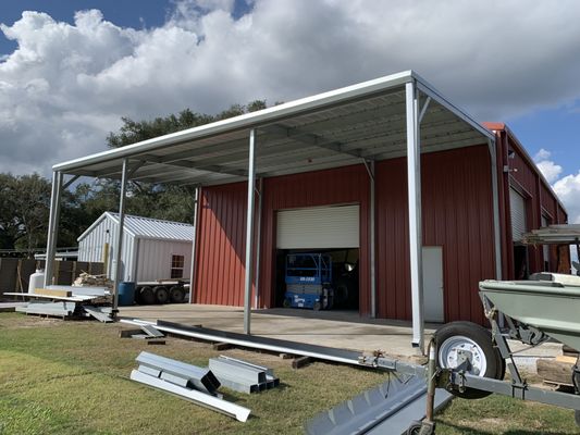 Dunbars Dynamic Construction