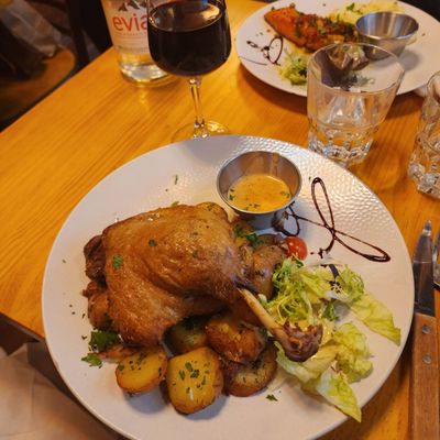 Le Saint Regis by null